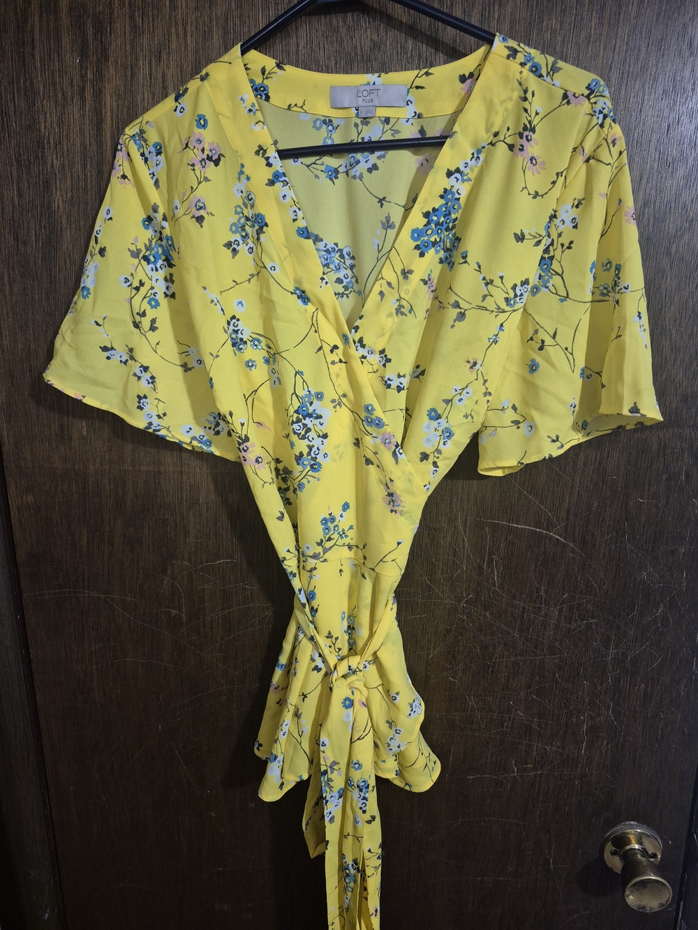 LOFT Plus Size 18 Yellow Floral Wrap Blouse Flutter Sleeve Peplum Top - Picture 5 of 5